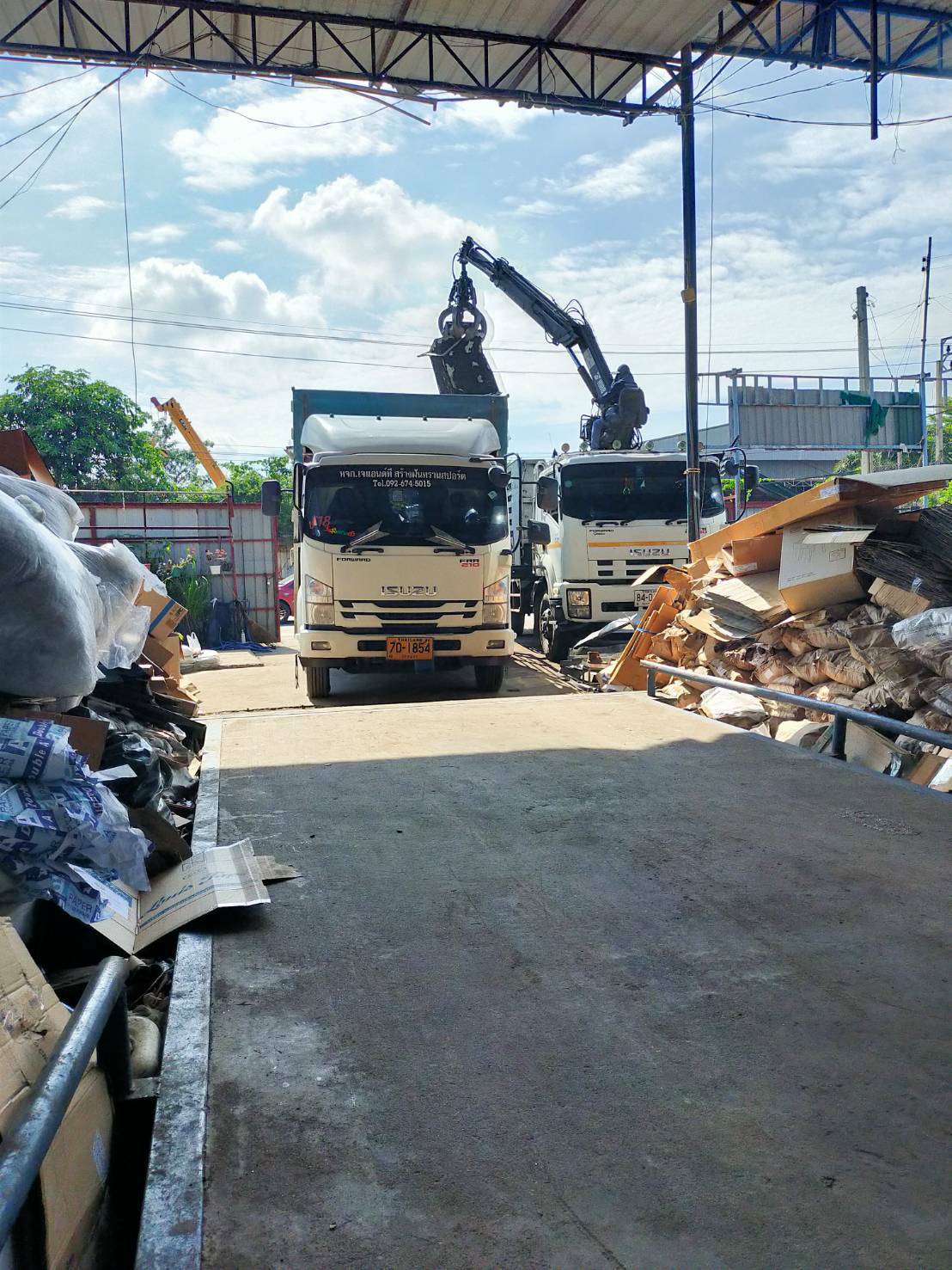 ผลงานขนของย้ายบ้าน ขนมอเตอร์ไซค์ ขนของไปต่างจังหวัด